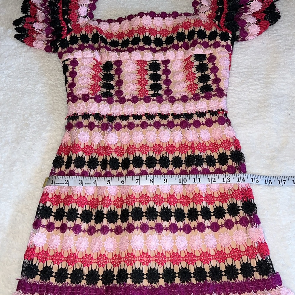 Aijek Tricolor Off-Shoulder Embroidered Mini Dress Size‎ S - Picture 5 of 9